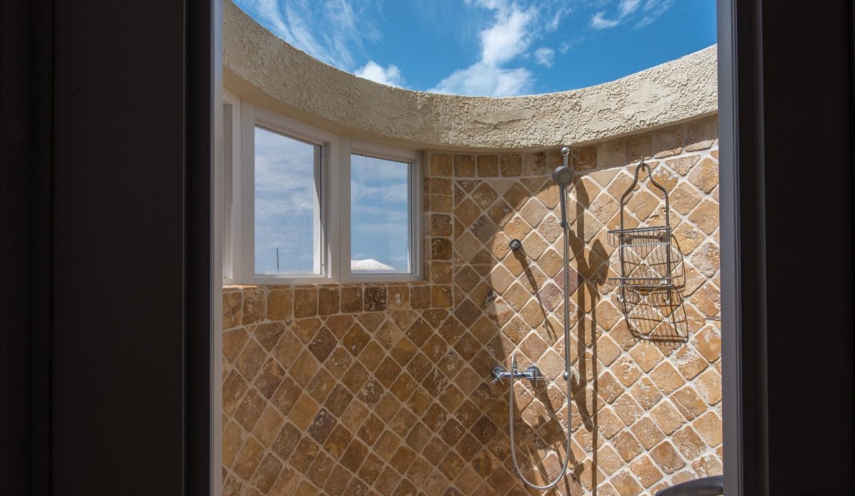 Spyglass-hill-villa19-1920x1282-1