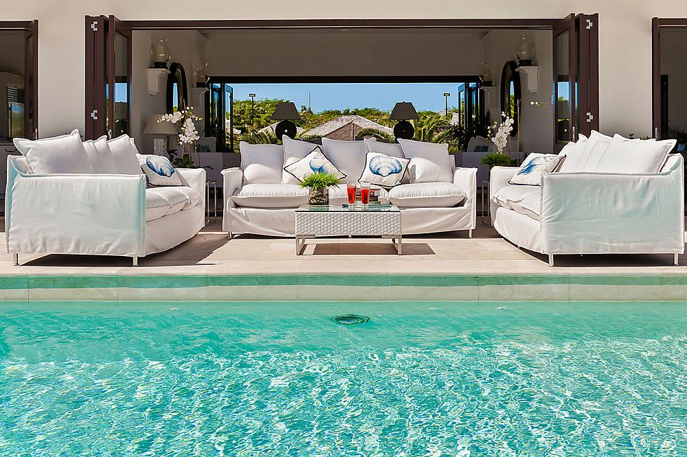 1558689673_Le_Bleu_O9_0