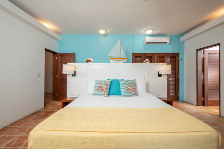 Beach-Palm-14_20241127-768x512