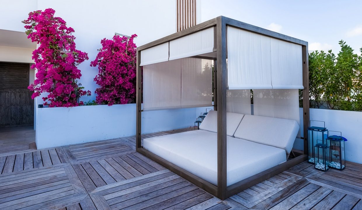 Deck_view_3