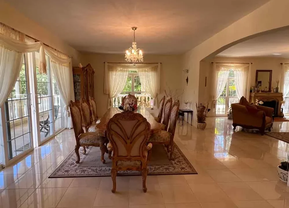 Denito-Long-Bay-West-End-19
