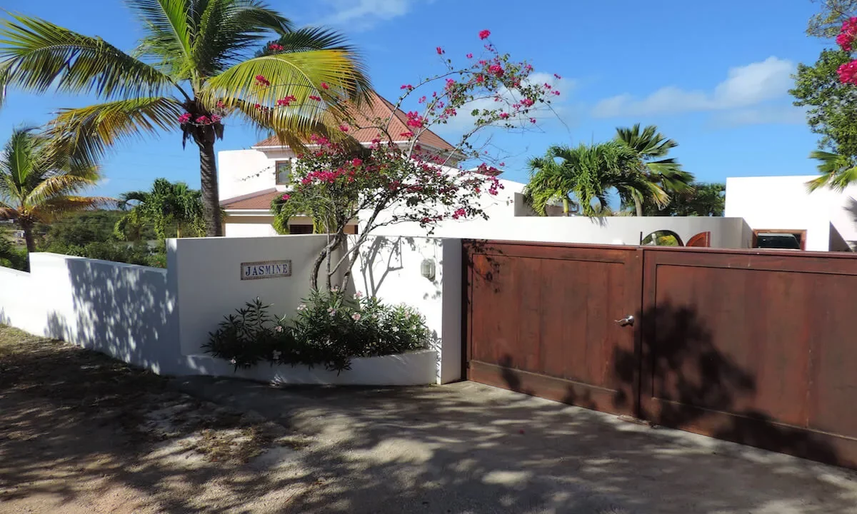 Jasmine-Anguilla-8_1200
