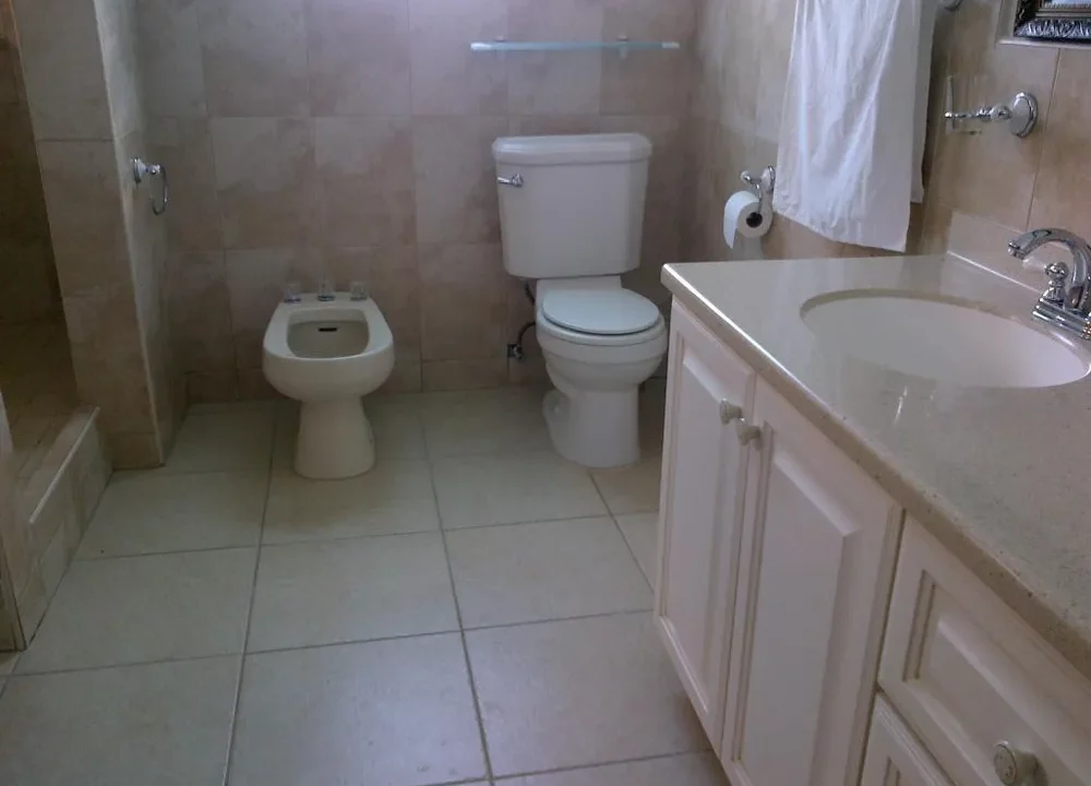 Long-Bay-Cottage-Villa-12