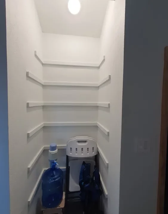 Modern-3-bed-near-Shoal-Bay-East-16