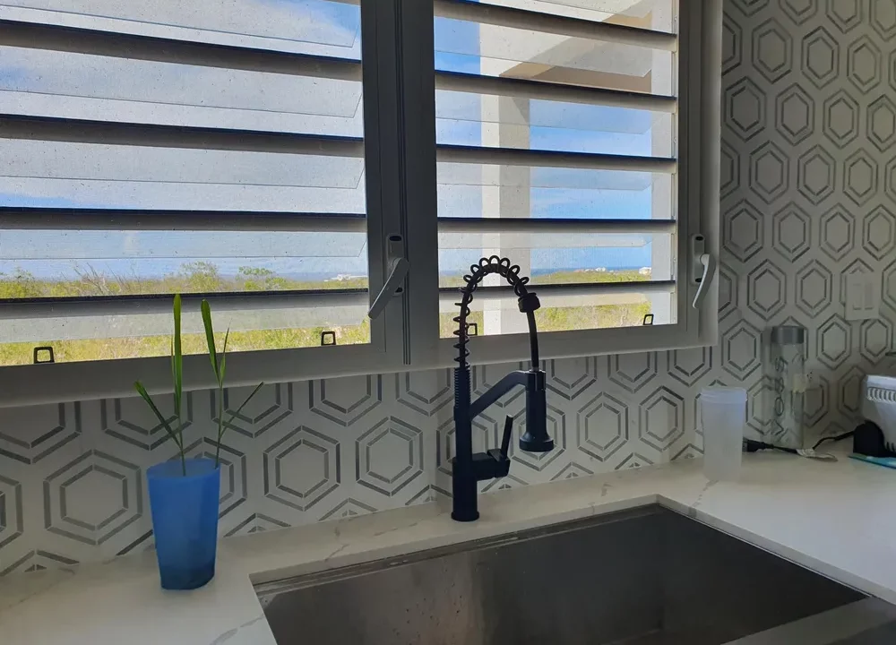 Modern-3-bed-near-Shoal-Bay-East-7