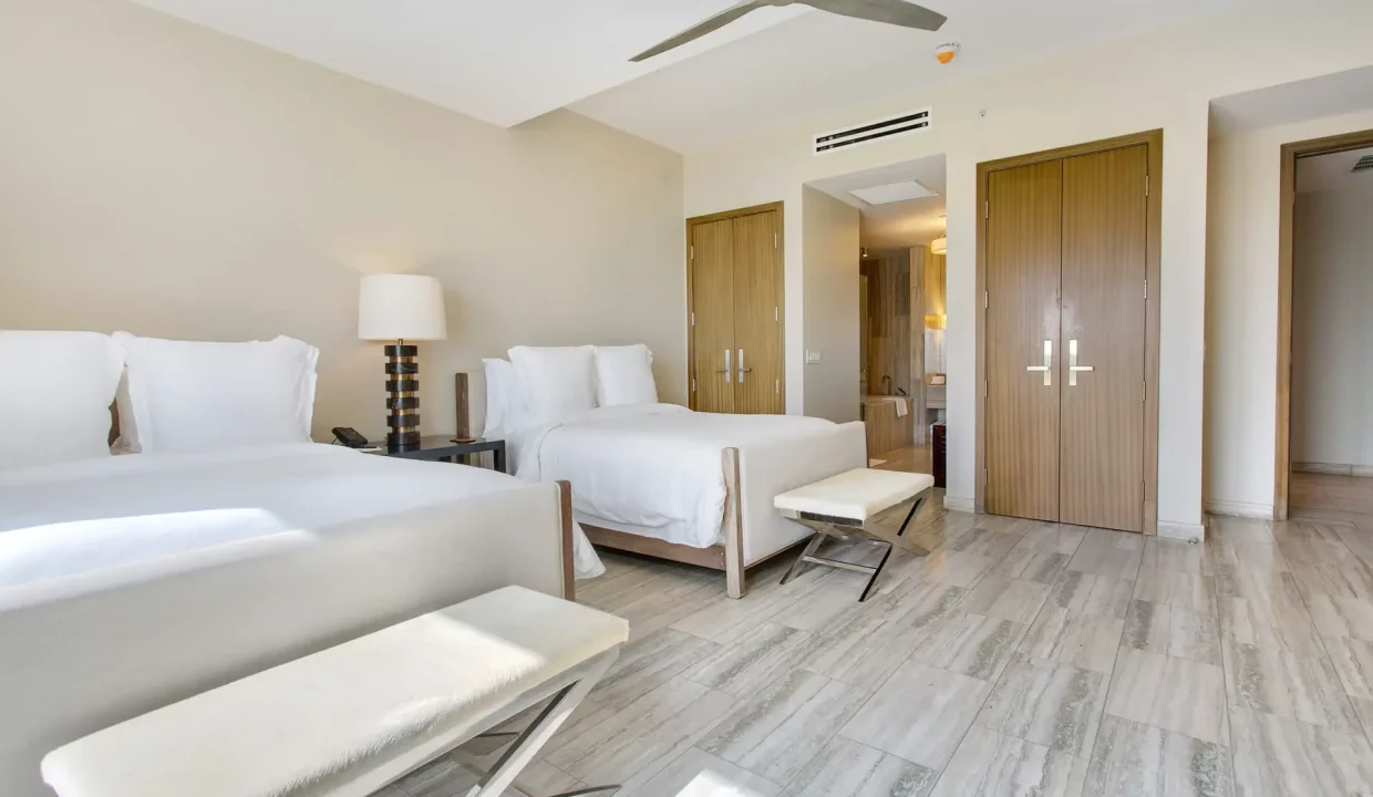 Penthouse0-450-7