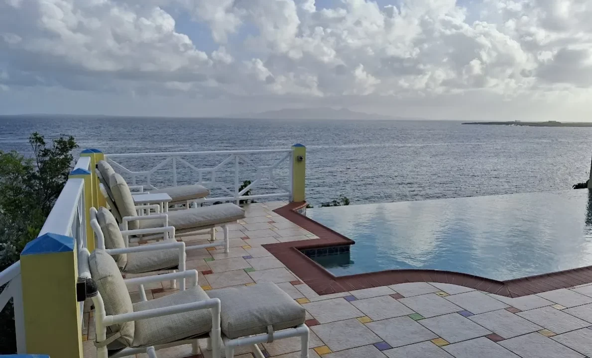 Sea-Feathers-Villa-1