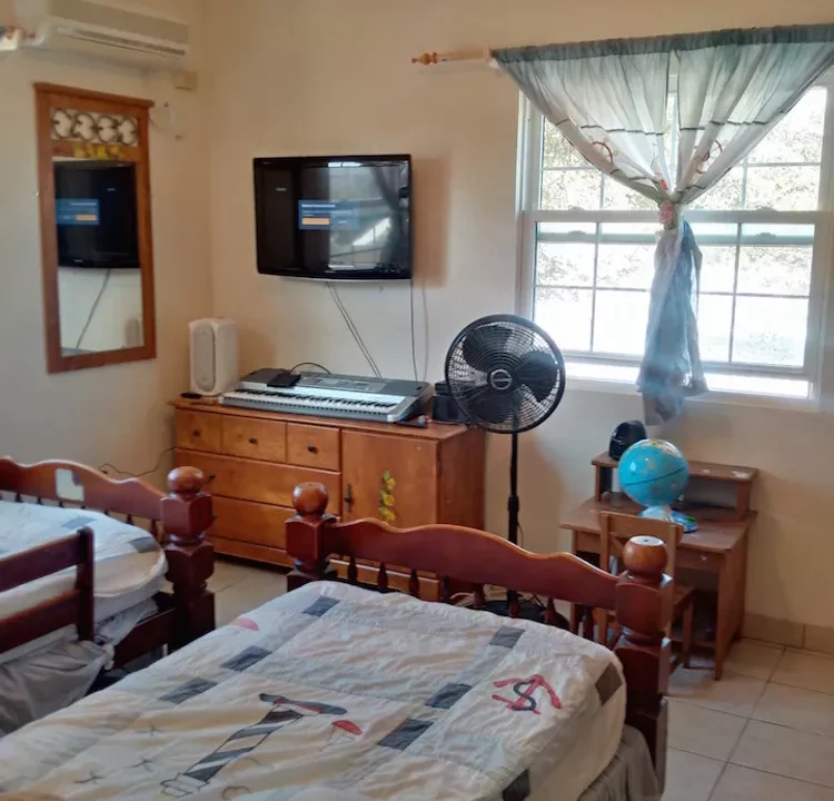 Seafeathers-Cottage-14