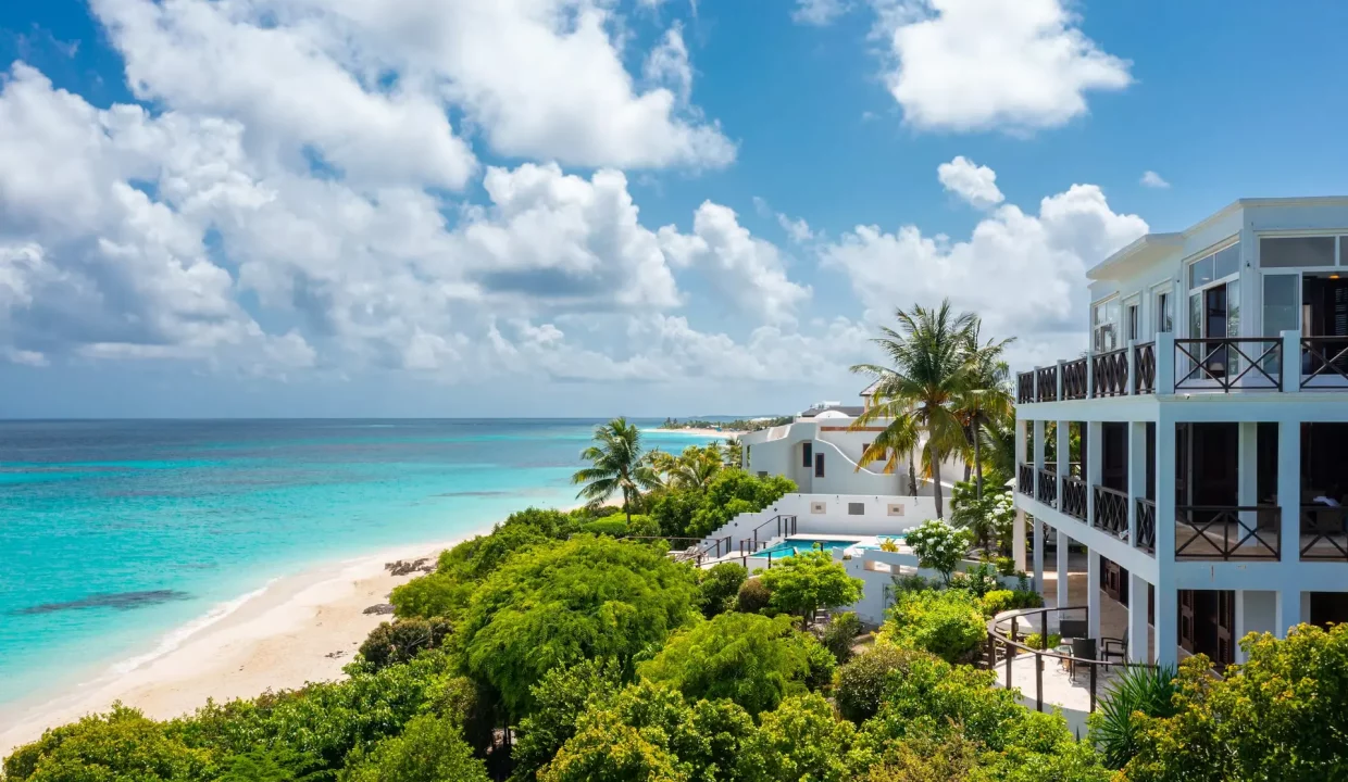 Villa-on-Shoal-Bay-East-2