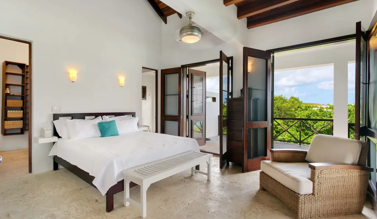 Villa-on-Shoal-Bay-East-21