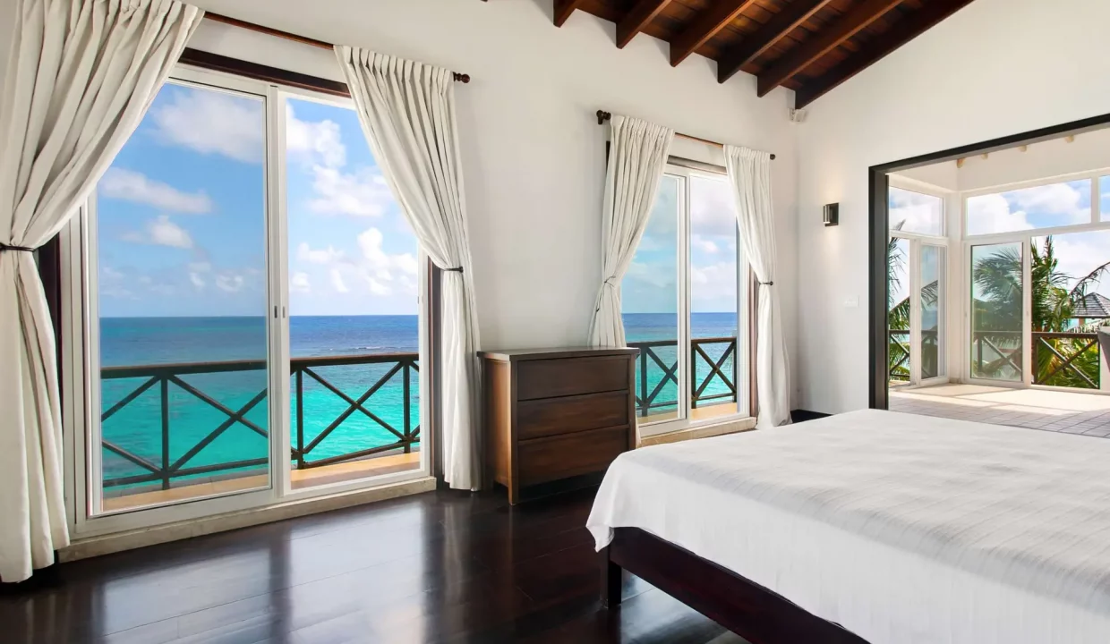 Villa-on-Shoal-Bay-East-34