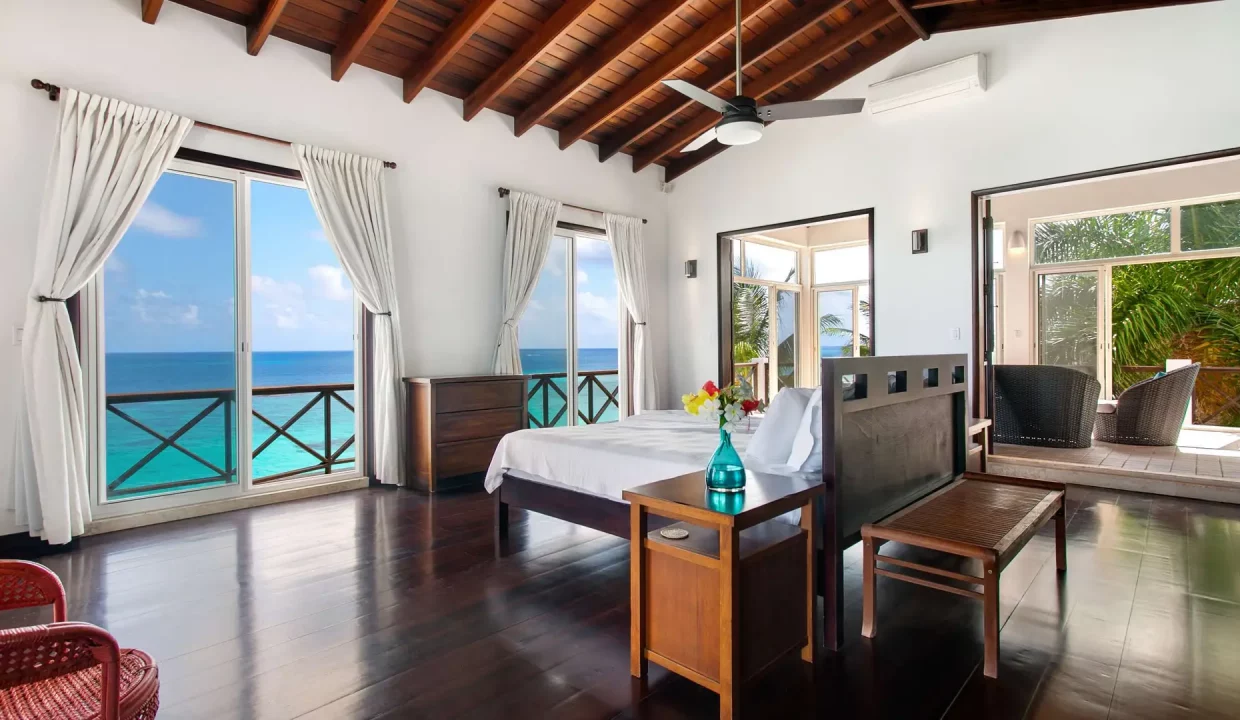 Villa-on-Shoal-Bay-East-35