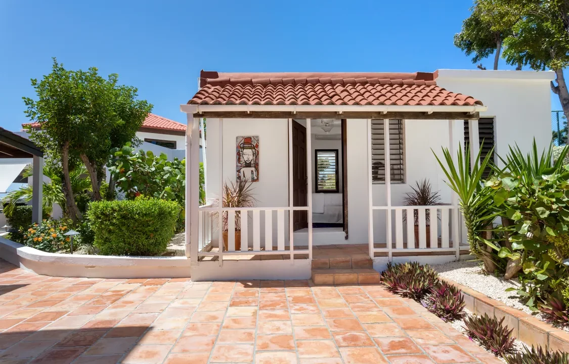 Zenaida-Beach-and-Tennis-Estate-43