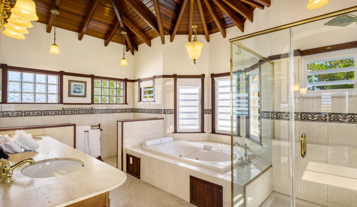 villa-nirvana-2013-25