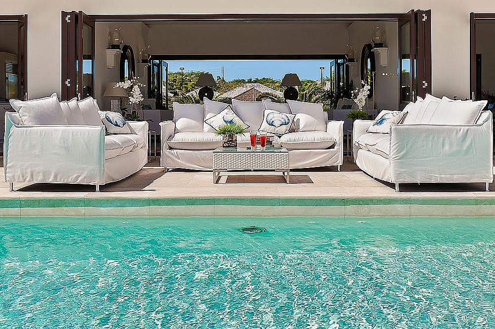 1558689673_Le_Bleu_O9_0 - Copy