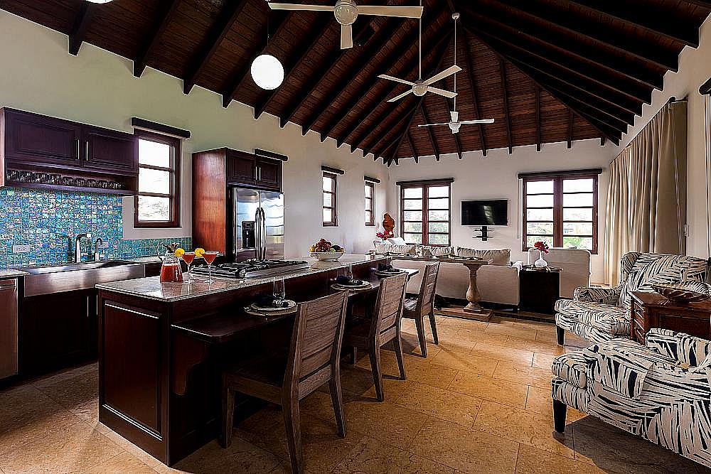 GuestHouse_Kitchen_Living_1