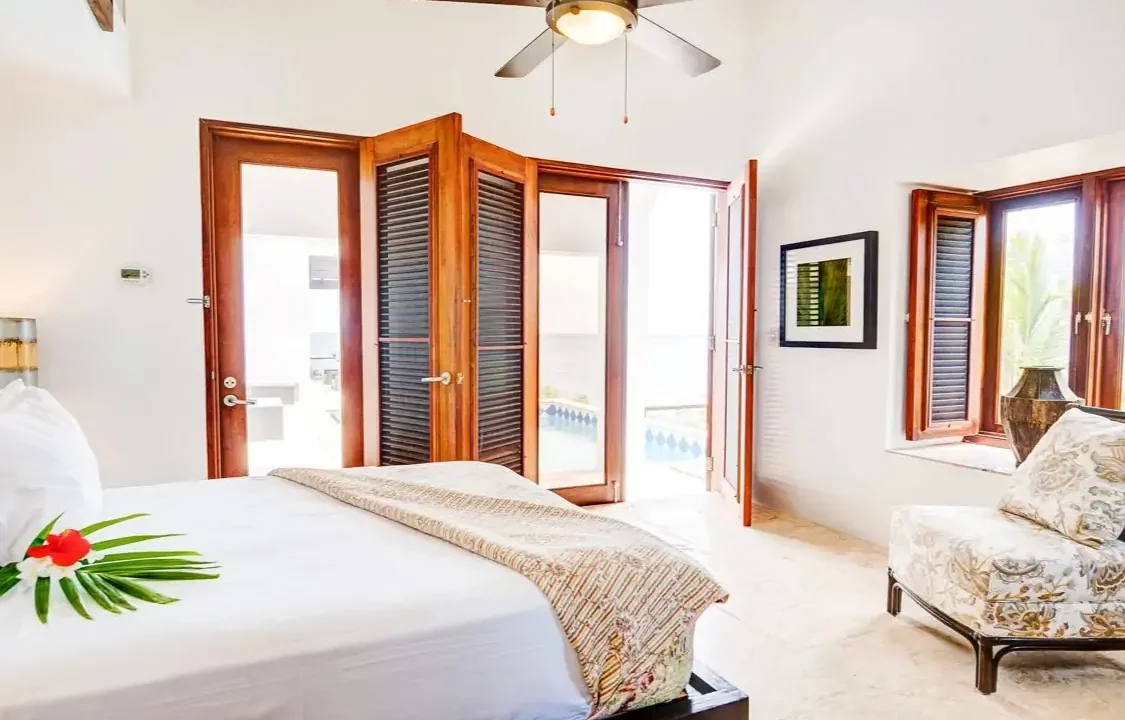 Waves-bedroom1.jpg