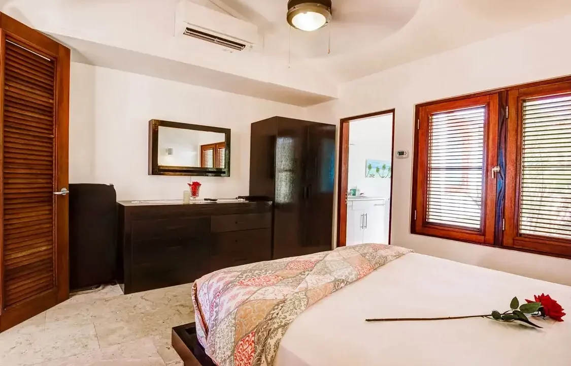 Waves-bedroom3.jpg