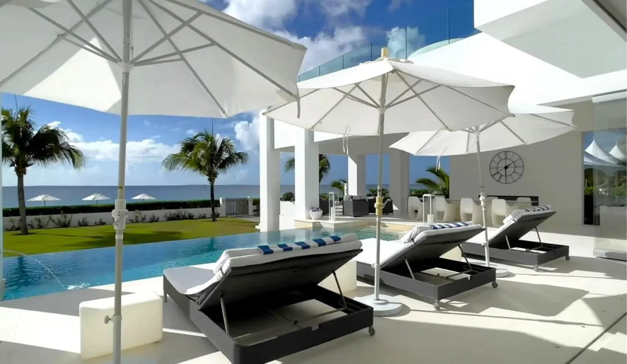 the-beach-house-gallery-3_01_01.jpg