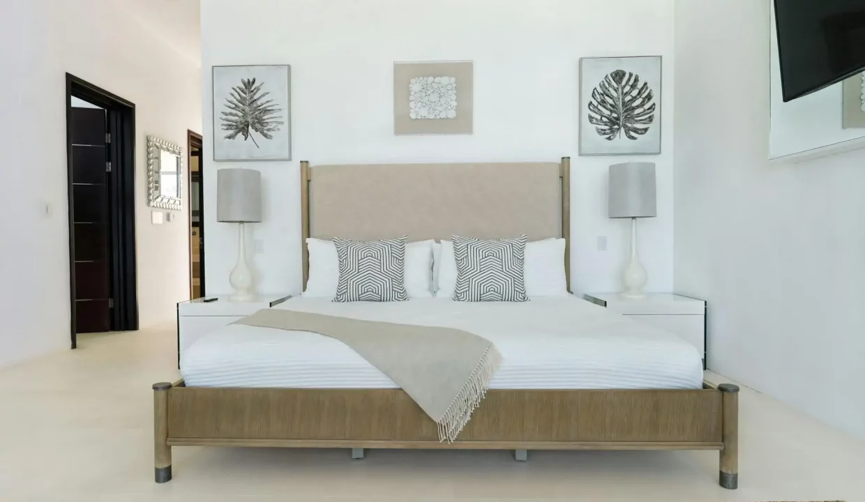 villa-anguilla-caribbean-luxury-the-beach-house-bed4-2_FullL.jpg